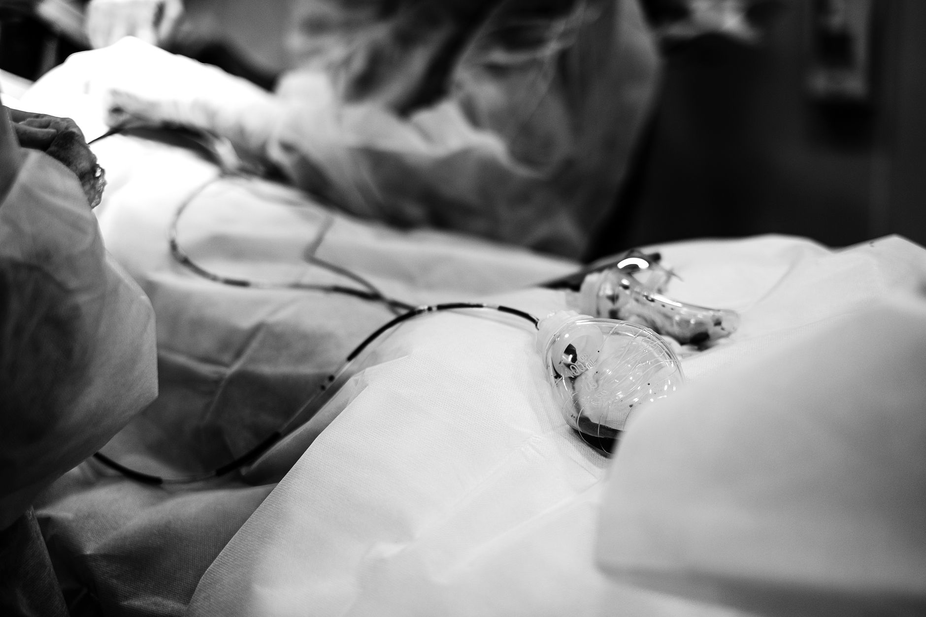 Parteneriat între UMF Carol Davila și Spitalul Burghele pentru chirurgie robotică de ultimă generație