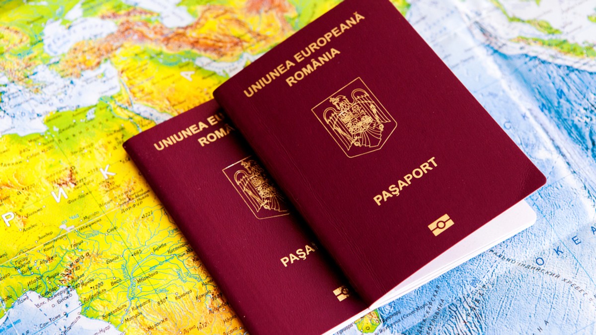 Pașaportul României ocupă locul 20 în Spațiul Schengen și locul 19 la nivel mondial