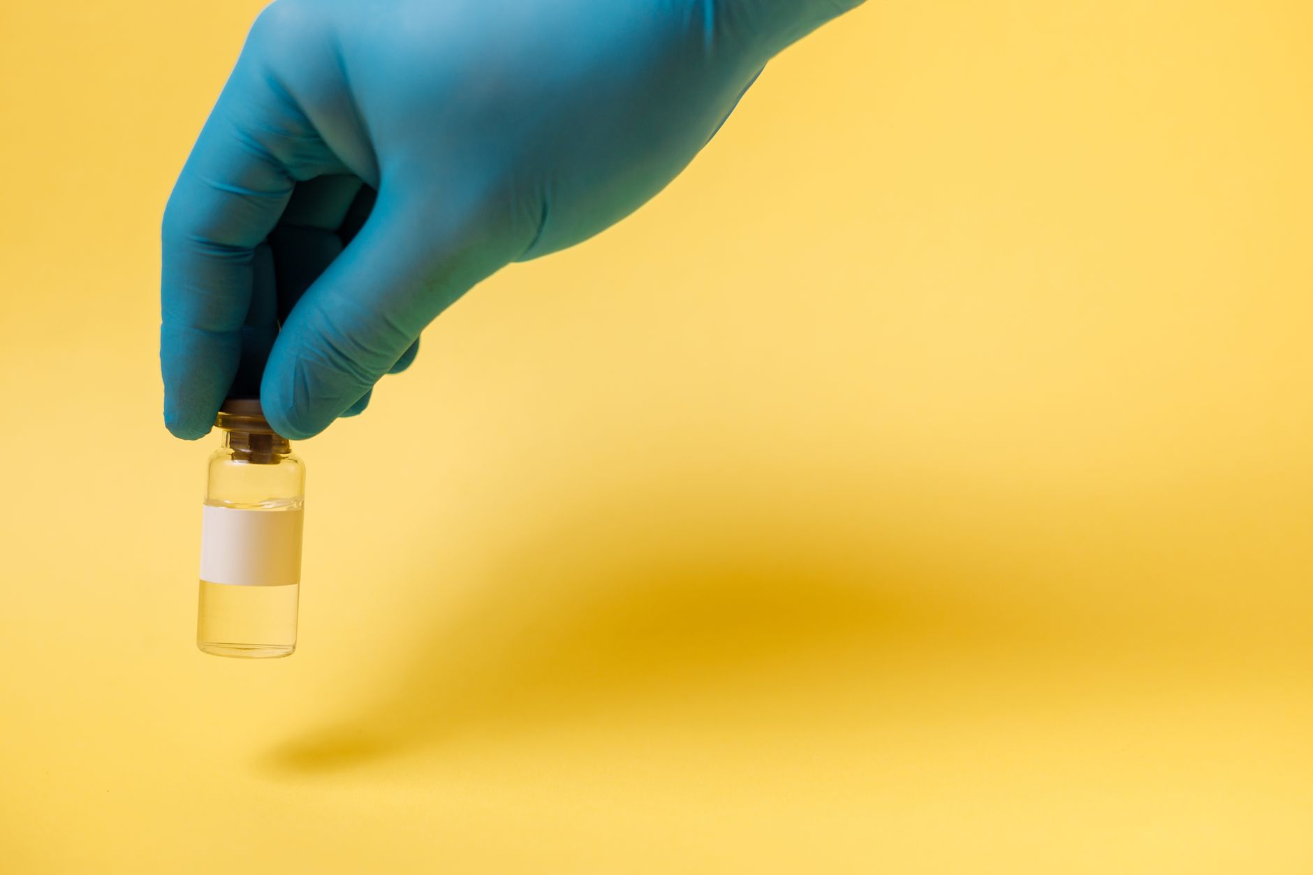 Stocuri limitate la anumite vaccinuri antigripale, în timp ce Ministerul Sănătății anunță noi livrări masive