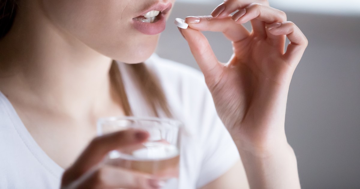 Riscul automedicării în România: mulți români iau antibiotice fără prescripție pentru răceală sau gripă