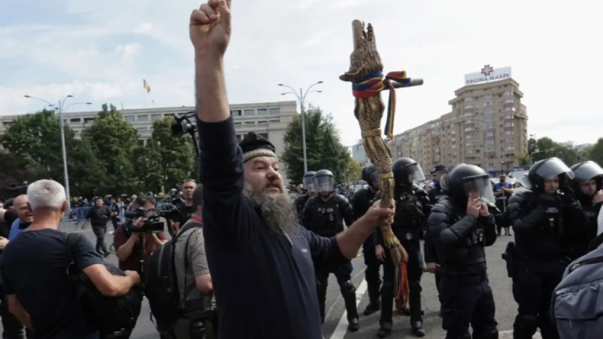 Fake news despre protestul ciobanilor: jandarmii nu au reprimit o manifestație pașnică, ci au reacționat la violențe