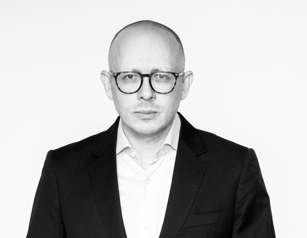 Analiză despre revenirea politicanților la putere și rolul lui Ilie Bolojan în guvernare