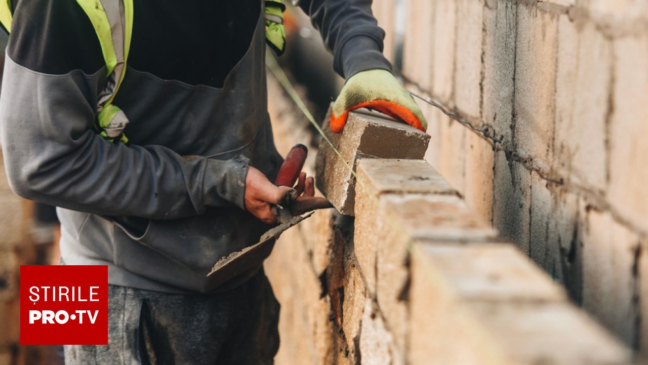 Deficit masiv de zidari în Spania: Cât câștigă un tânăr profesionist în construcții