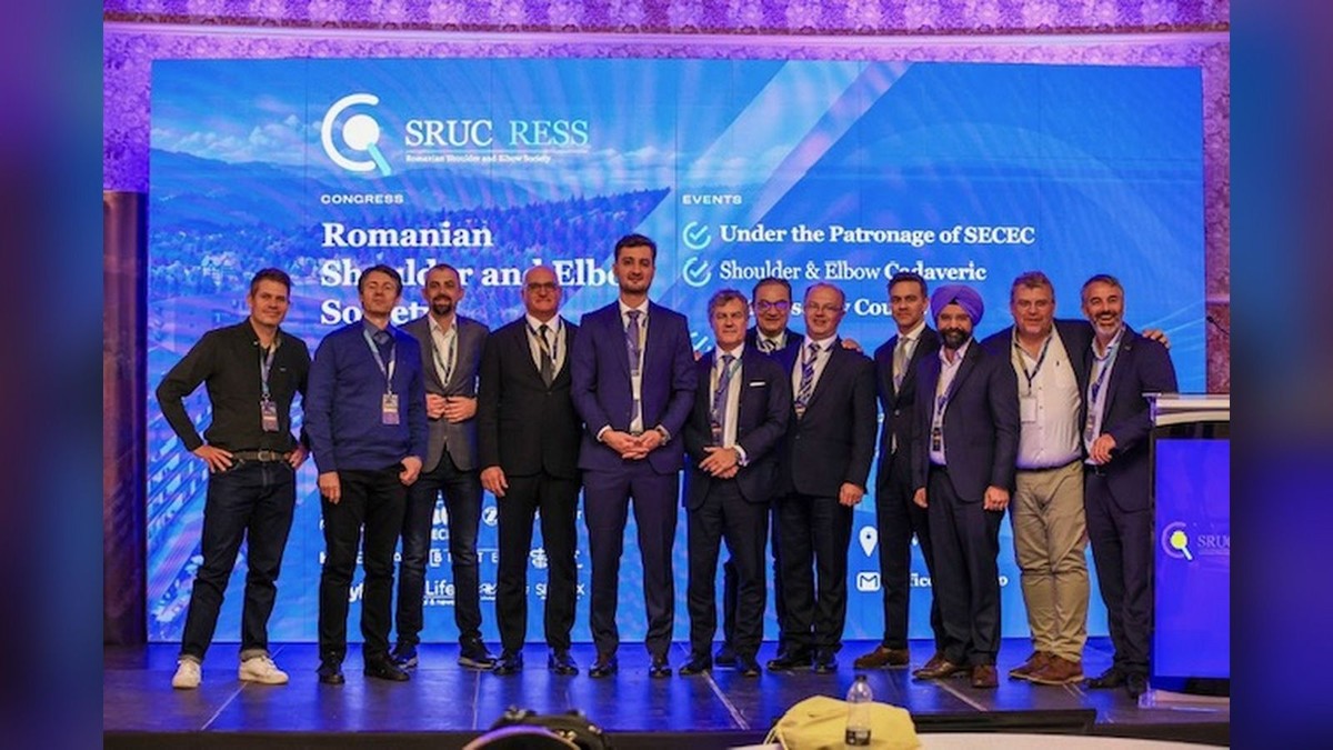 Premieră medicală în România: chirurgii învață tehnici de artroscopie a cotului prin incizii de câțiva milimetri