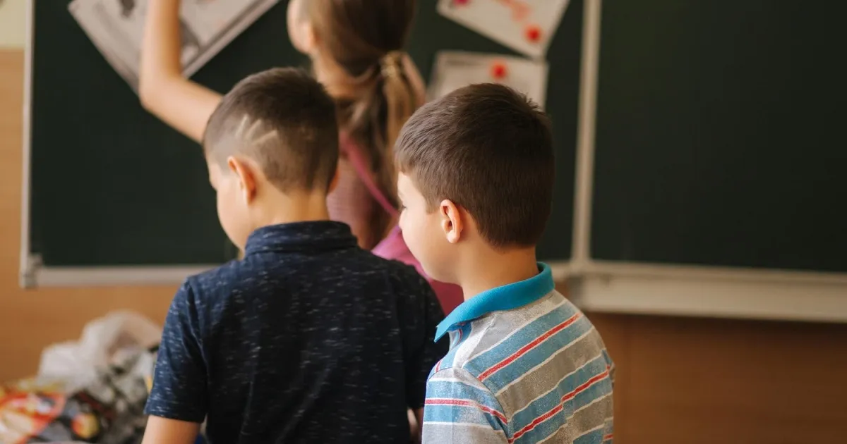 Doar 11.000 de copii din diaspora învață limba română în școli. Profesorii primesc 30 de euro pe oră