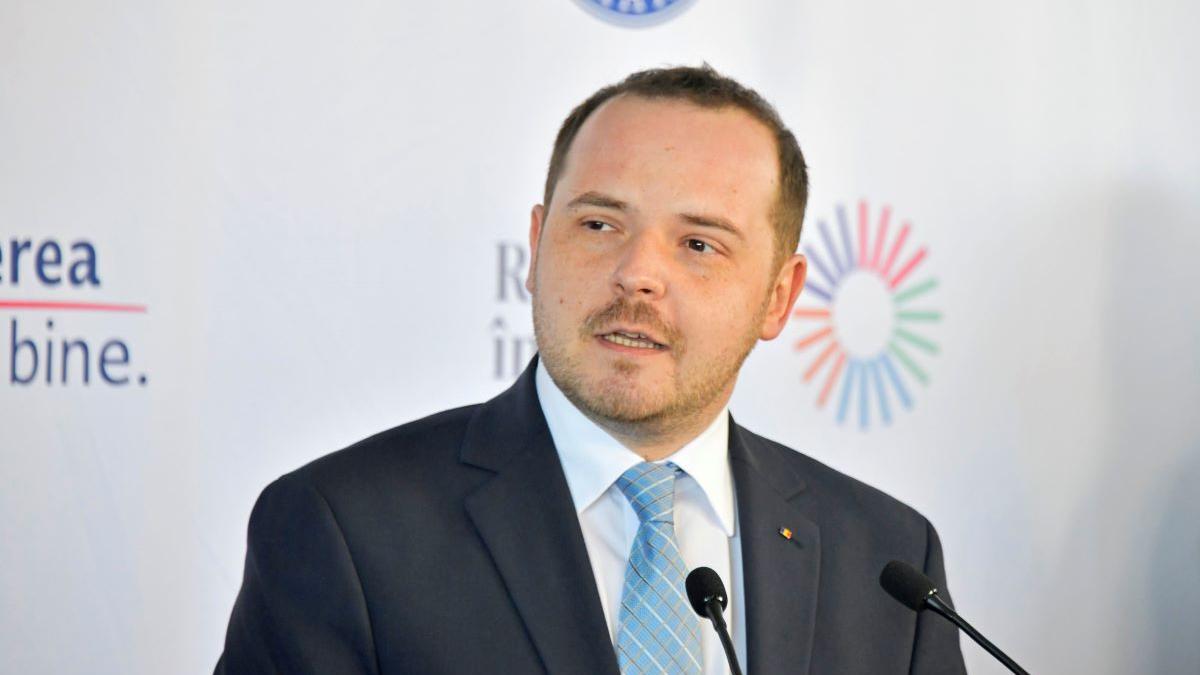 Mesaj ferm al ministrului Alexandru Rogobete către medicii cu experiență: Nu mai blocați evoluția tinerilor specialiști