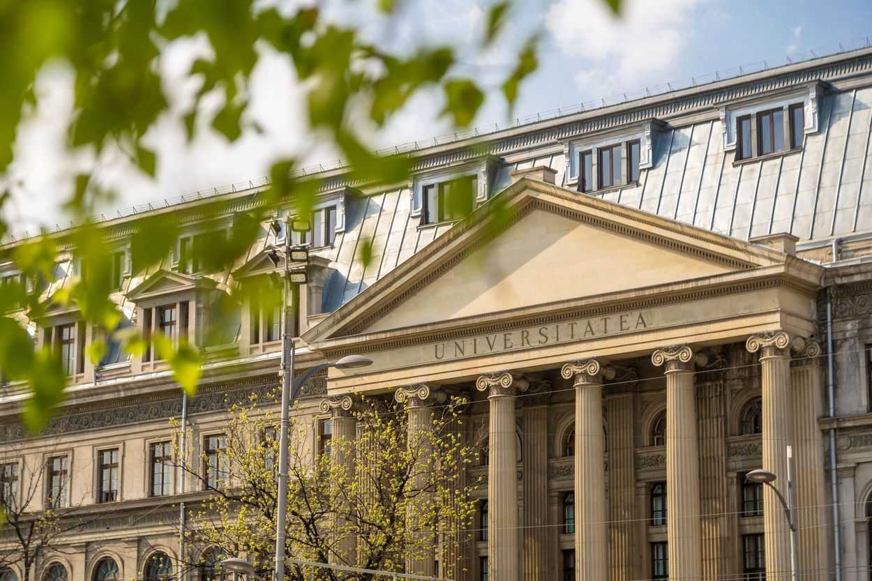 Universitatea din București lansează program de sprijin psihologic pentru 37.000 de studenți