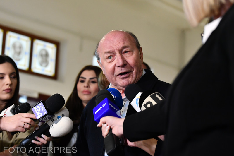 Avertismentul lui Traian Băsescu: Scenariul falimentului în cazul unei guvernări de extremă dreaptă