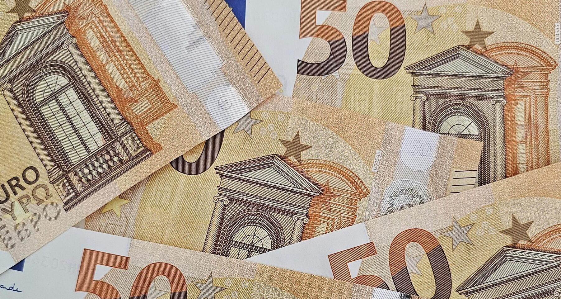 Comisia Europeană propune o reformă majoră a regulilor privind achizițiile publice în Uniunea Europeană