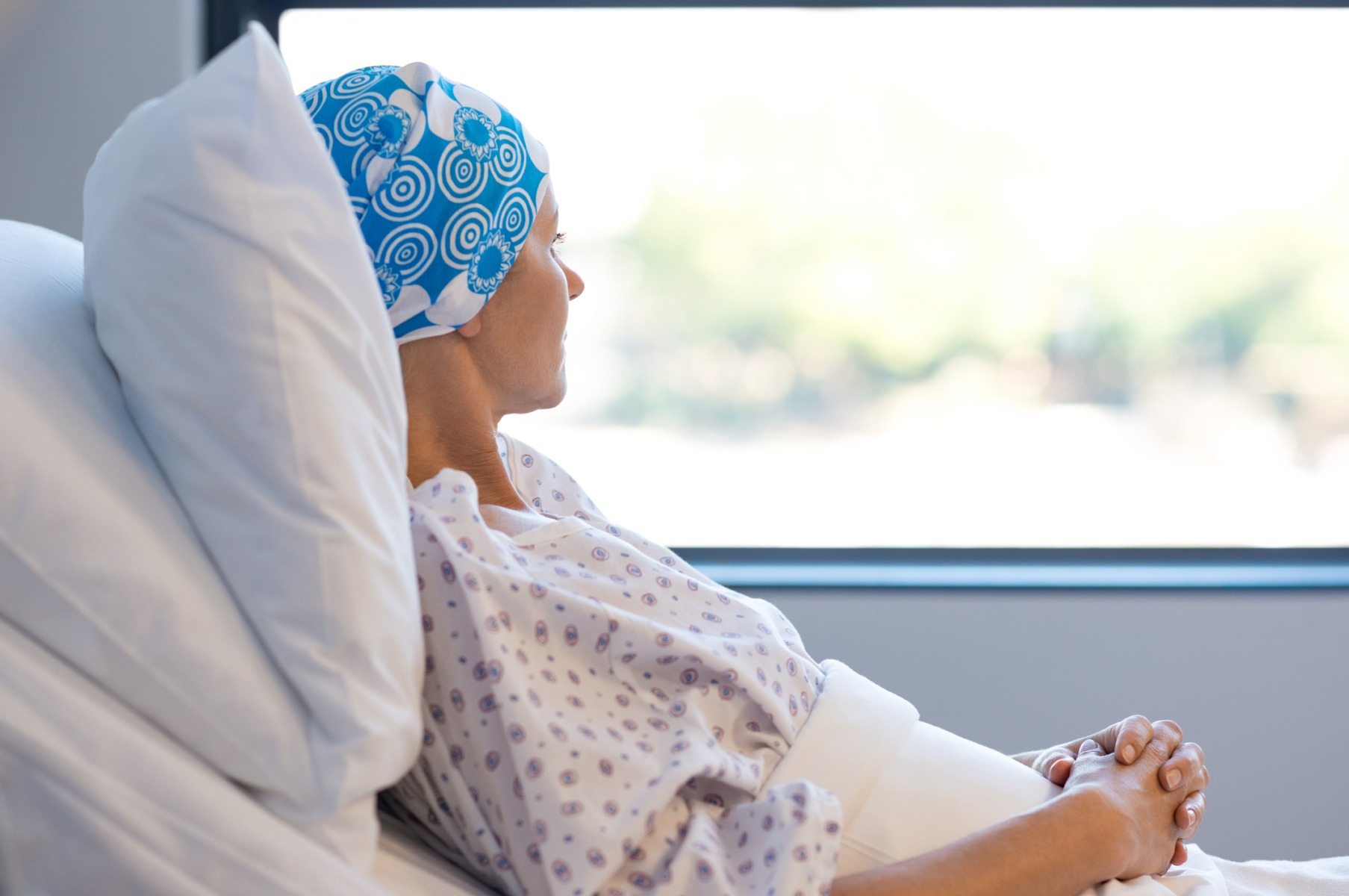 Eroare medicală masivă în Marea Britanie: o femeie a urmat chimioterapie timp de 11 ani pentru un cancer inexistent
