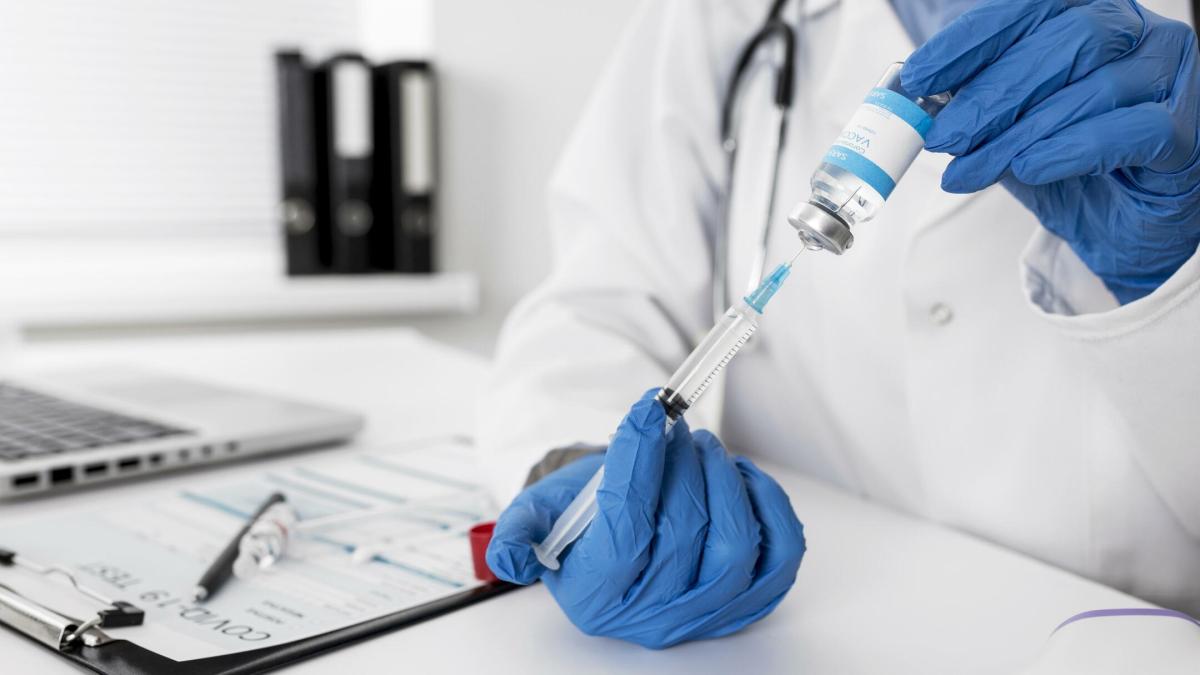 Alerta în sănătatea publică: Scade rata vaccinării nou-născuților, părinții devin tot mai ezitanți