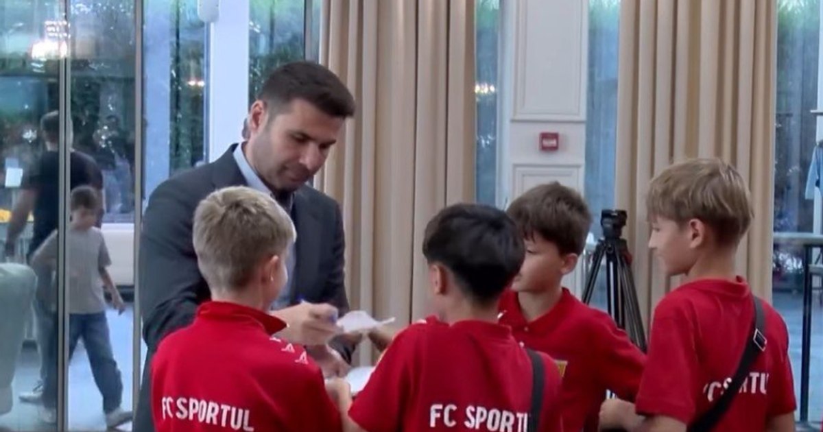 Adrian Mutu extinde proiectul academiei sale în Republica Moldova prin noi colaborări pentru tinerii fotbaliști
