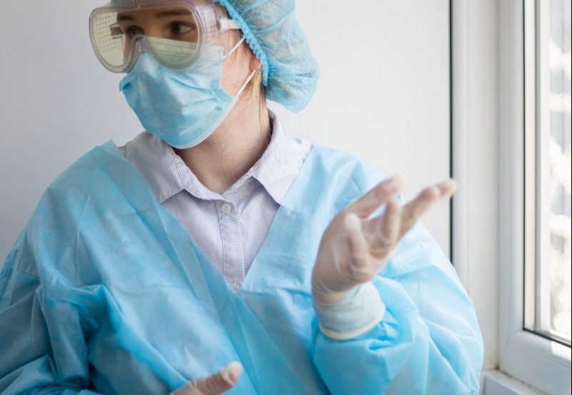 Recrudescență globală a epidemiei de Covid: numărul de cazuri este în creștere în Europa și Asia