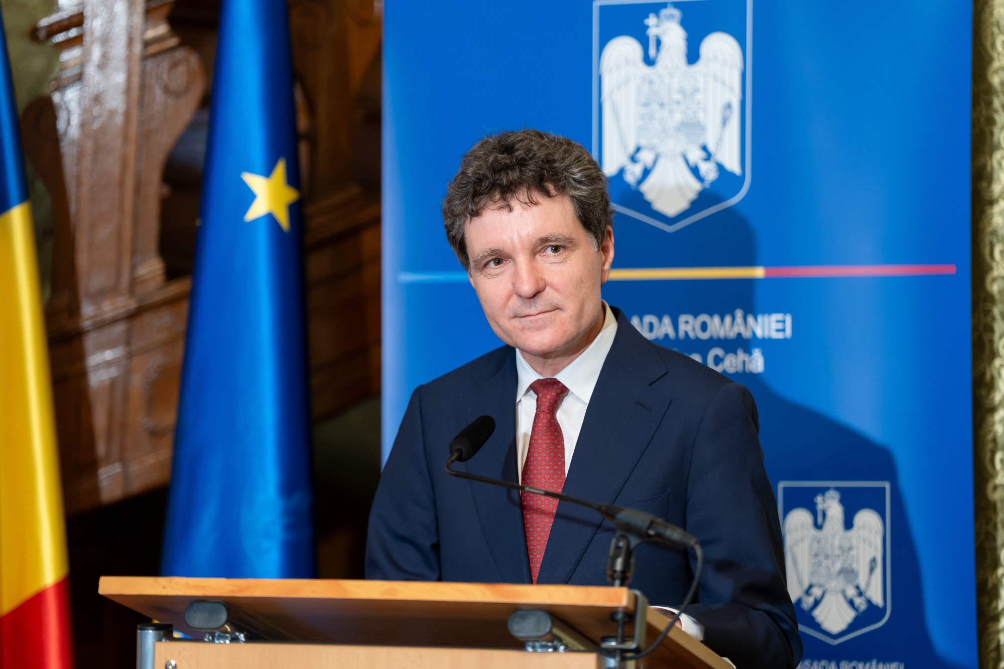 Nicușor Dan propune Diasporei să testeze România, inclusiv sistemul medical, înainte de revenire