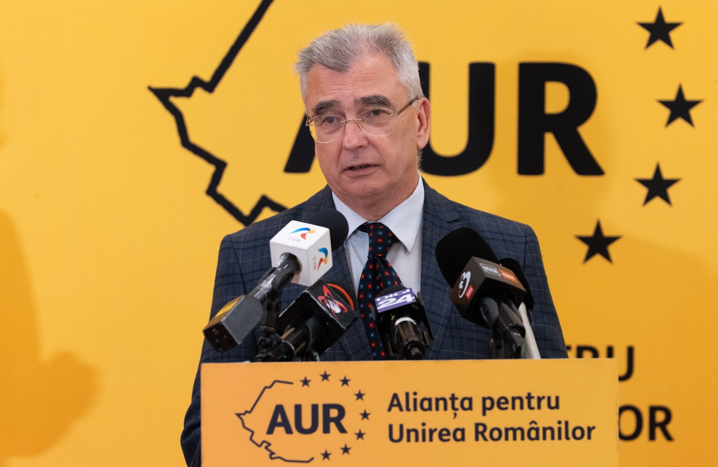 Petrișor Peiu acuză lui Nicușor Dan că urmează modelul dictatorial al regelui Carol al II-lea