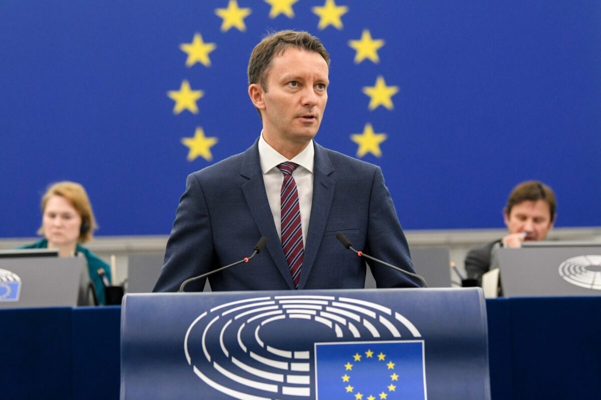 Avertisment de la Siegfried Mureșan: Nicio țară din UE nu a fost retrogradată la categoria junk de peste un deceniu