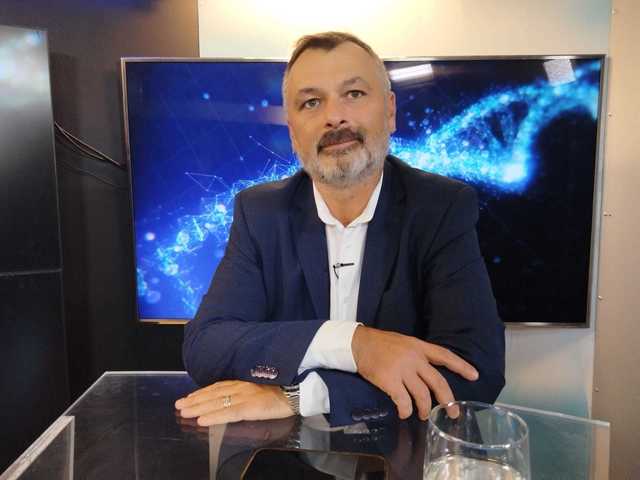 Evoluția în ortopedie: Chirurgia minim invazivă și utilizarea ligamentului artificial LARS