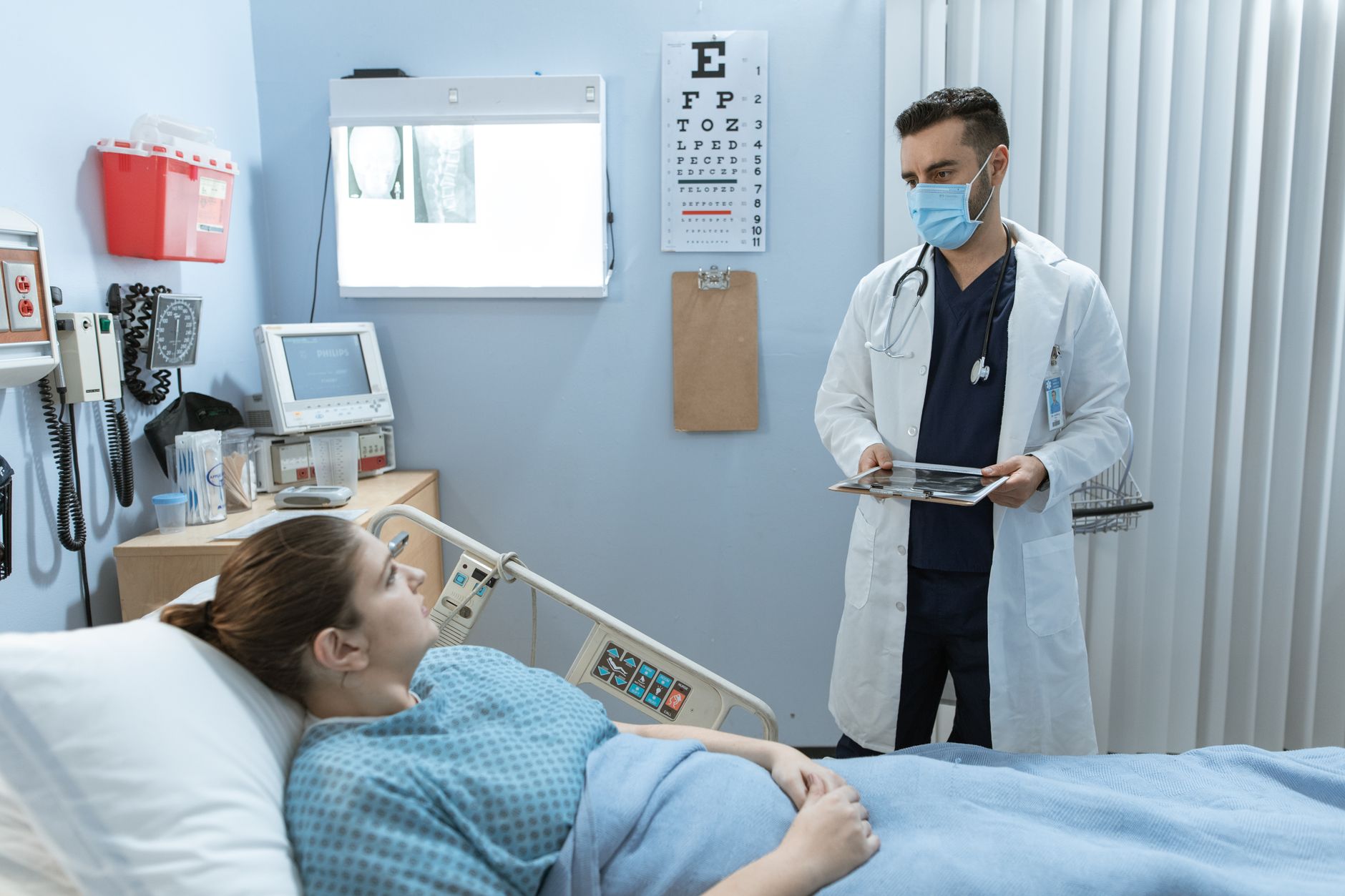 Ciuma rămâne o amenințare globală, dar poate fi gestionată cu antibiotice, avertizează Colegiul Medicilor