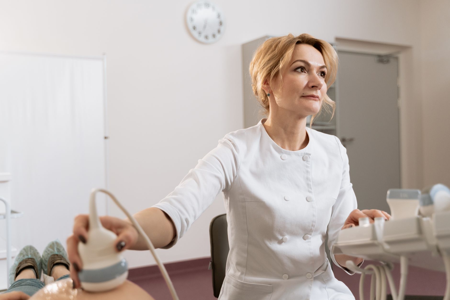 Epidemie invizibilă de boli hepatice: Tinerii sunt tot mai afectați de ficat gras
