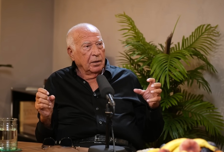 Dan Voiculescu curtează foștii lideri din AUR pentru un nou proiect politic conservator