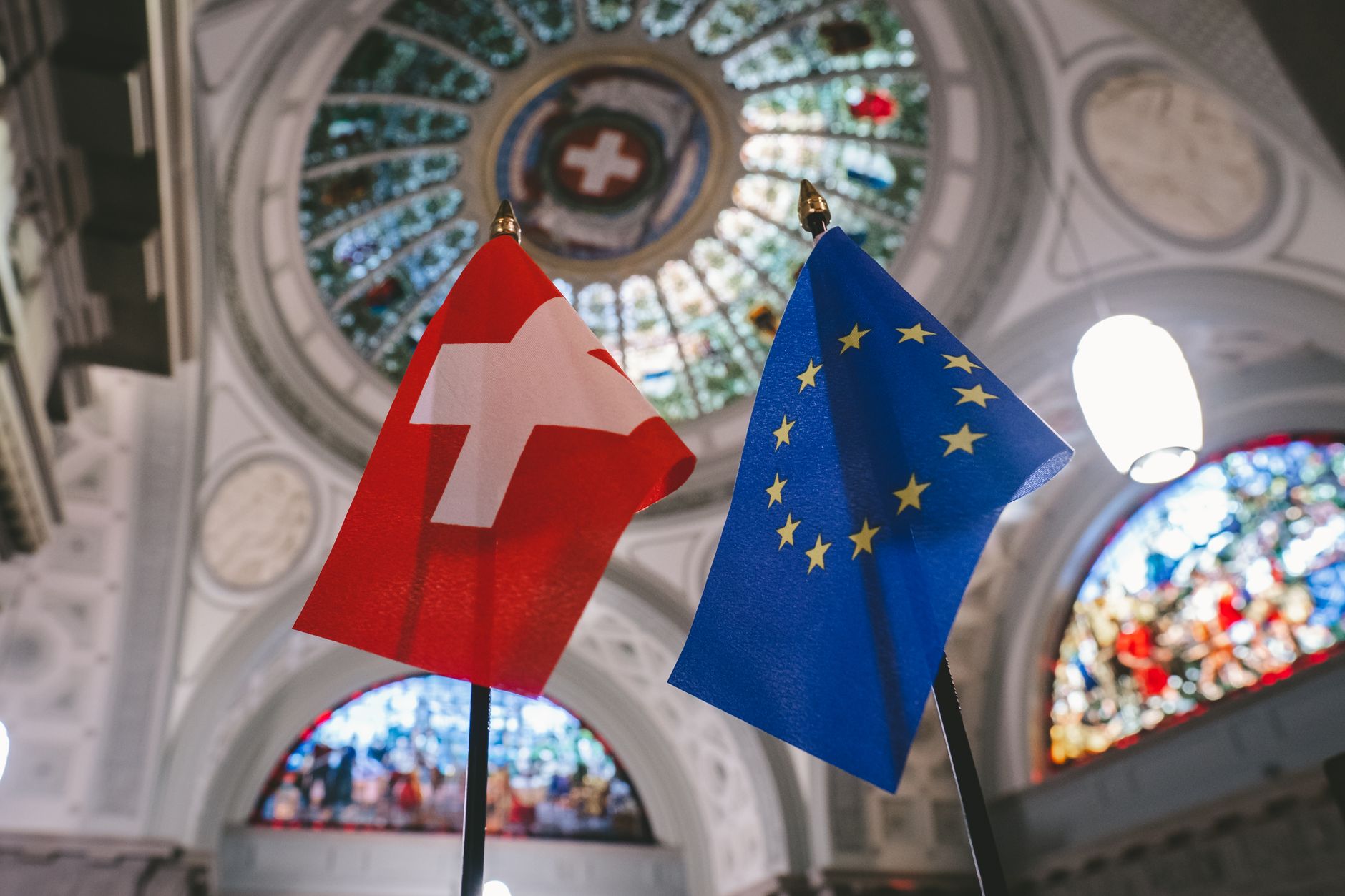 AUR solicită Guvernului garanții împotriva condiționalităților europene pentru fondurile viitorului buget