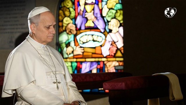 Papa Leon a suferit o intervenție chirurgicală pentru extirparea unui lob pulmonar după diagnosticarea cu cancer